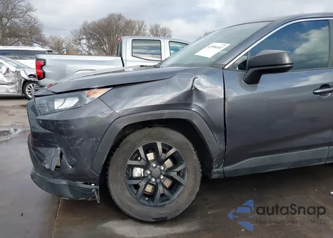 2022 Toyota Rav4 Le z USA, uszkodzony, nr VIN 2T3H1RFV3NW228746
